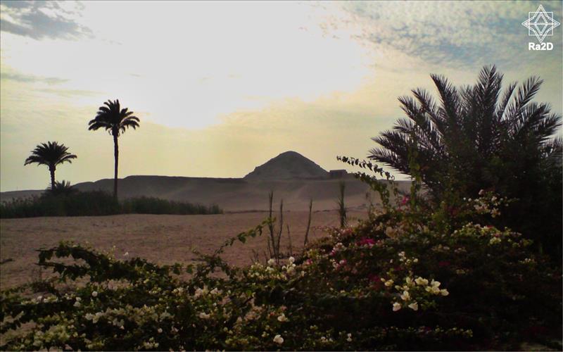 Egypt-Pyramid-of-Abusir-Giza-Ra2D - Exclusive Wallpapers Page 9 of 13
Left click to see next one.
Right click to see previous one.
Double click to see full sized picture.